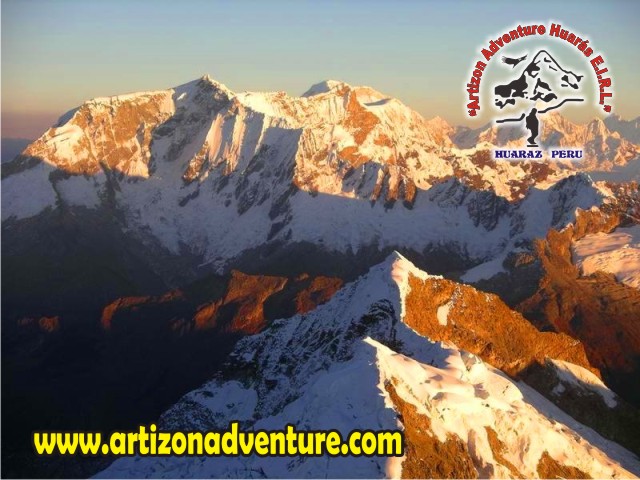 Nevado Tocllaraju - Escalada Cordillera Blanca